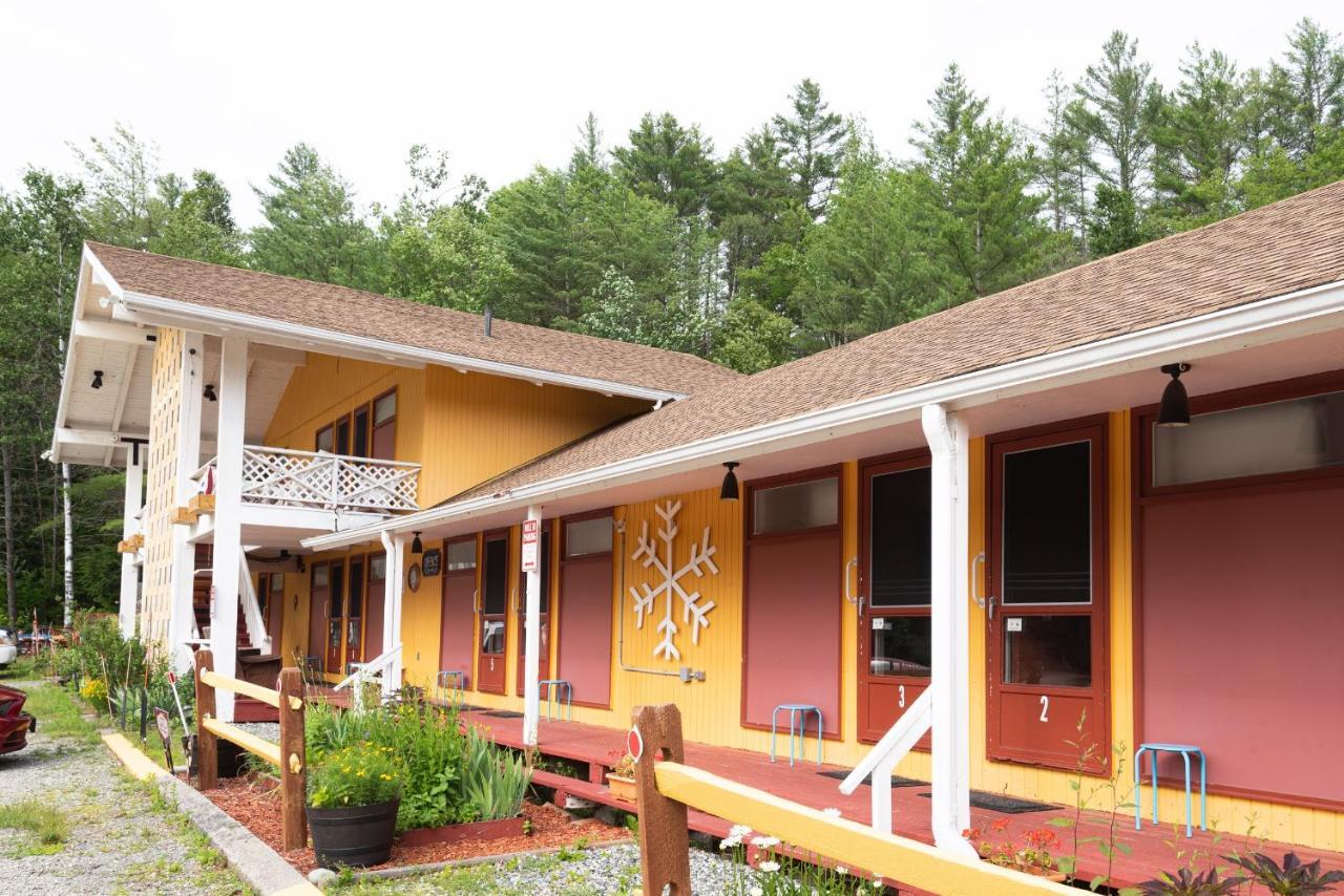 Snowdon Chalet Motel Londonderry Extérieur photo
