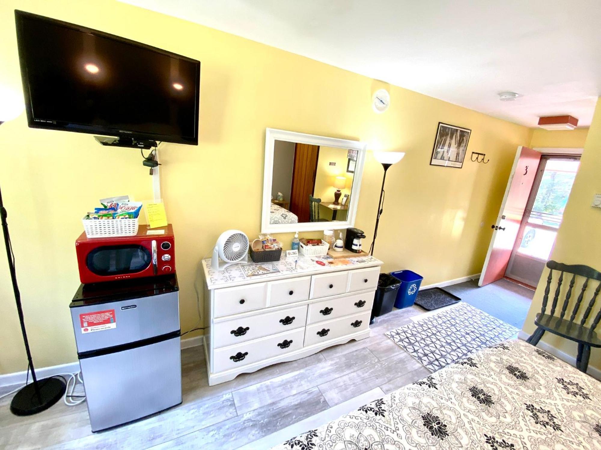 Snowdon Chalet Motel Londonderry Extérieur photo