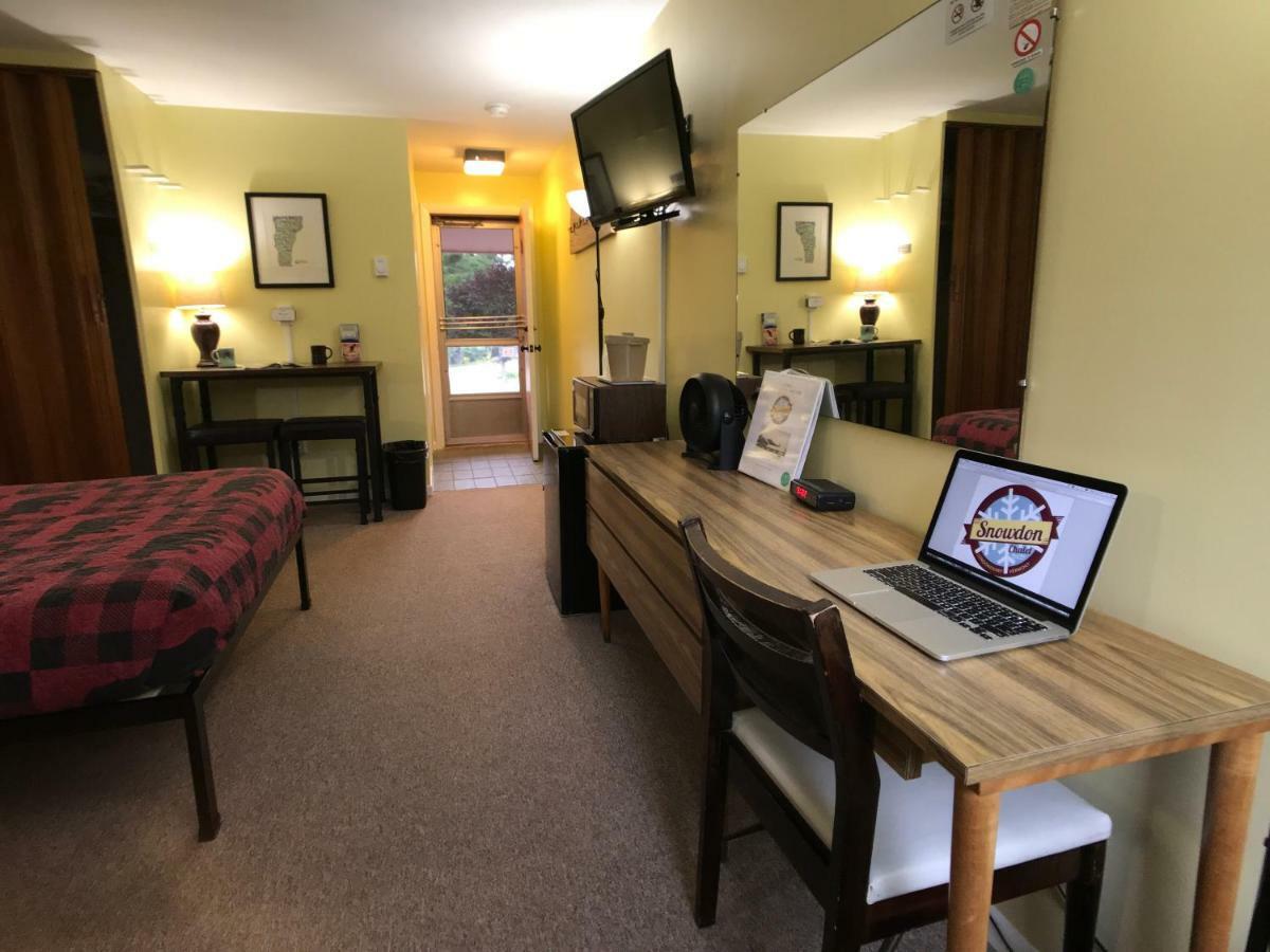 Snowdon Chalet Motel Londonderry Extérieur photo